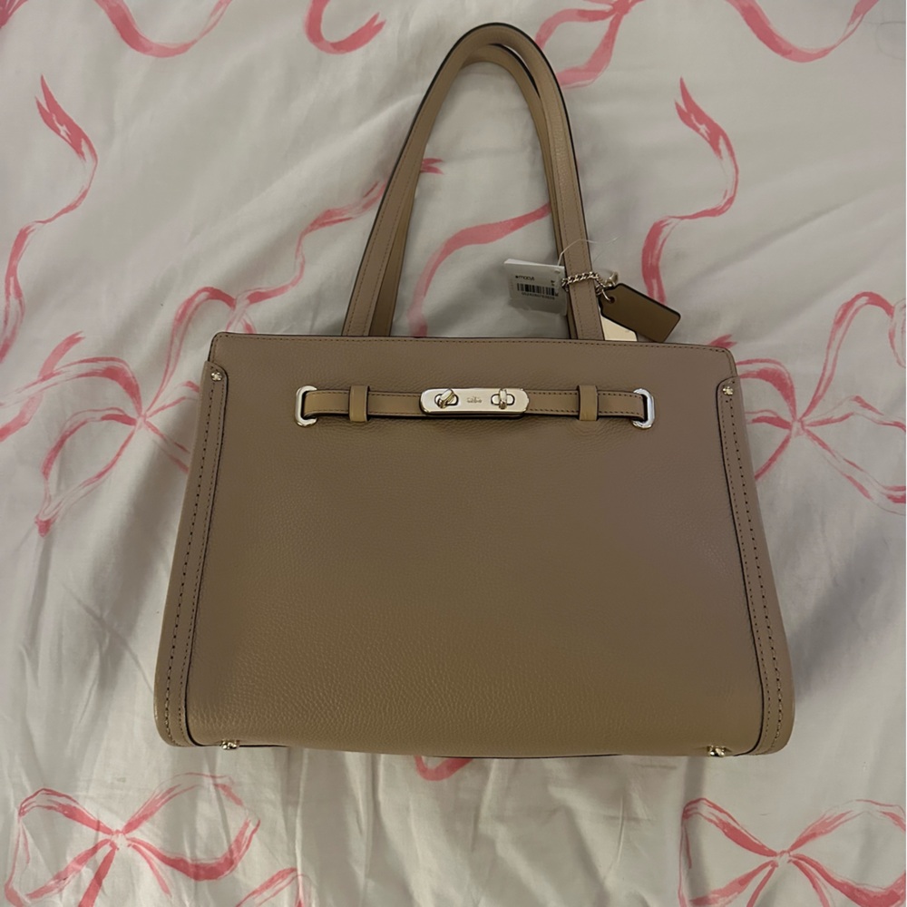 Coach Swagger Pebbled Shoulder Bag in Tan